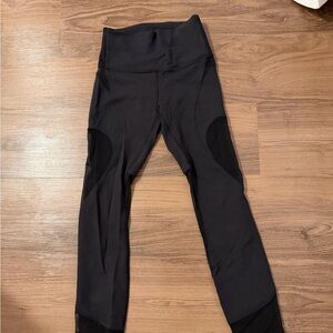 Wunder Under High-Waisted Mesh Leggings